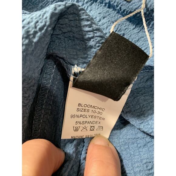 Bloom Chic V Neck Short Sleeve Top Tunic Womens Size 26 Blue Nwt - Picture 5 of 5